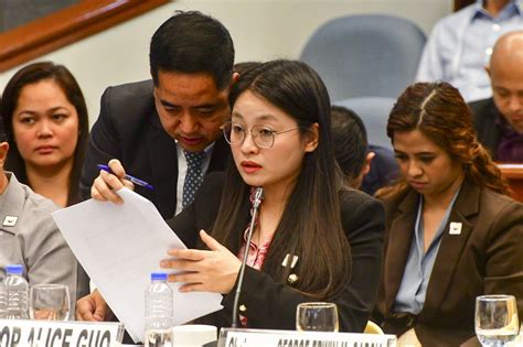 NBI findings on Guo prove ‘fake Filipino’ ran for office: senator.
